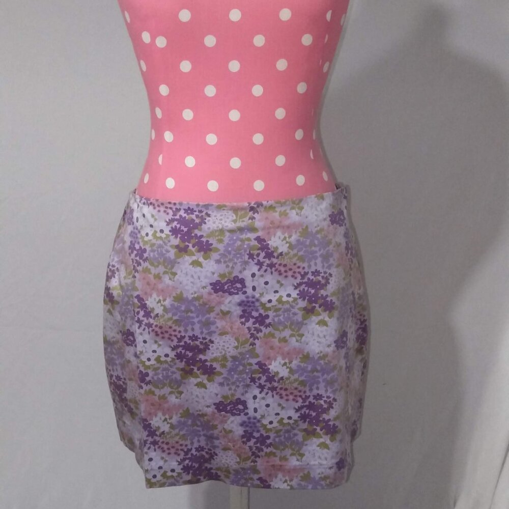 Vintage Express Stretch 90s-00s purple floral hip hugger mini skirt size 5\6